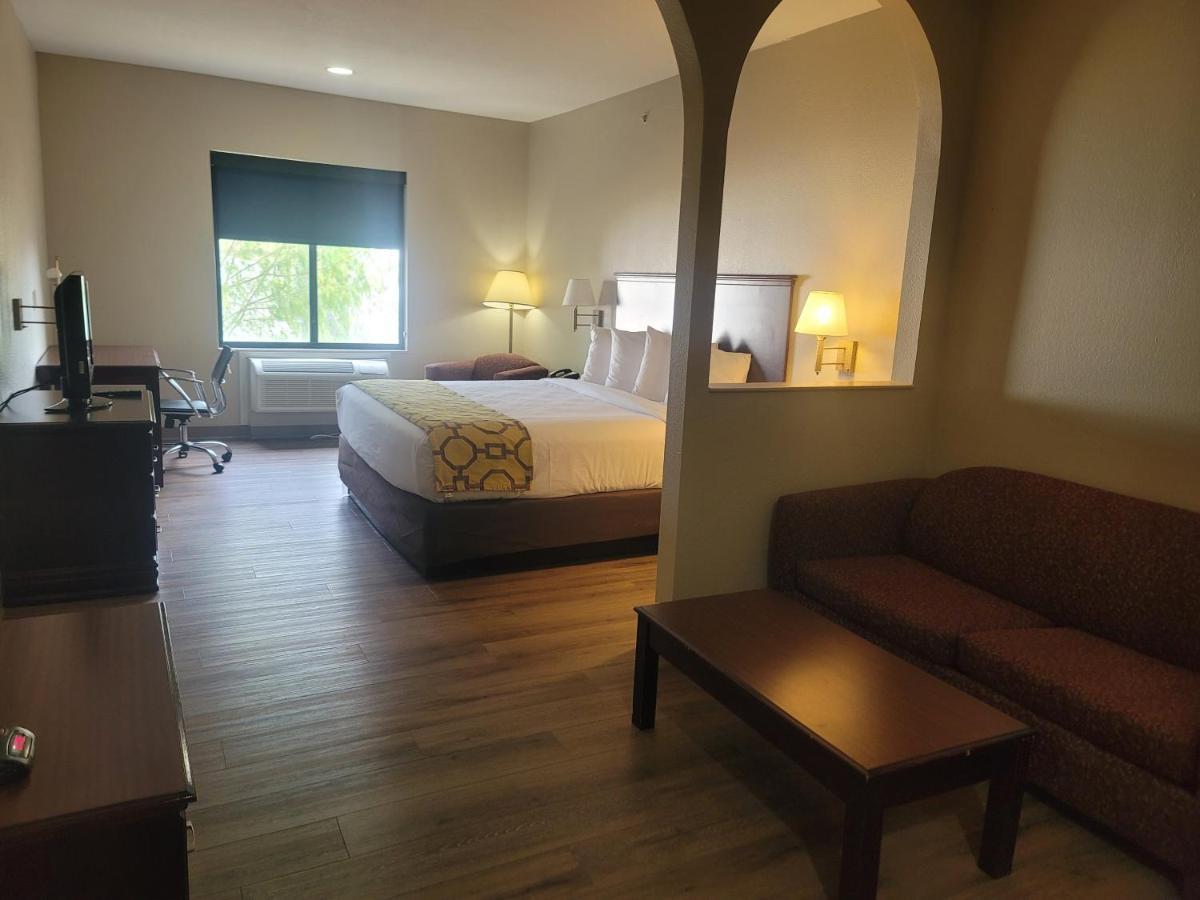 Baymont By Wyndham Houston Brookhollow Bagian luar foto