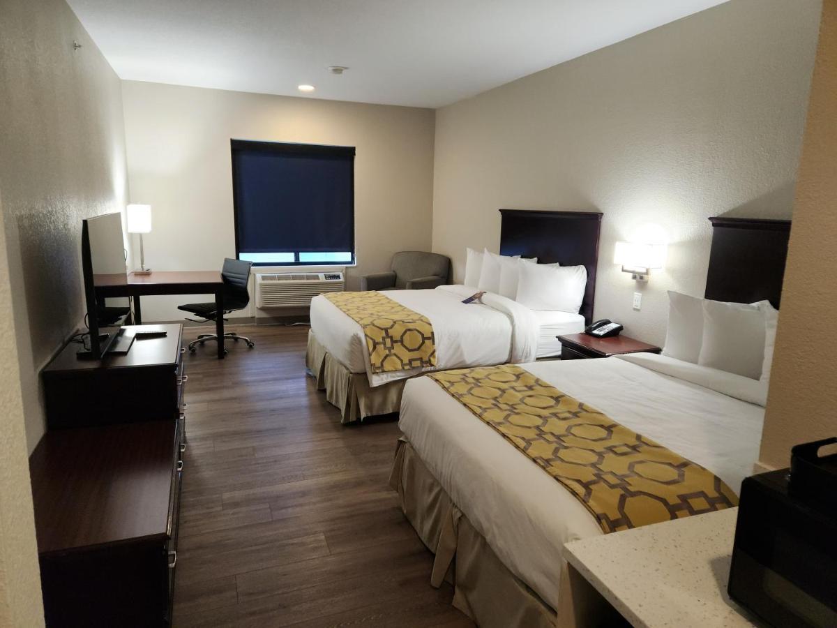 Baymont By Wyndham Houston Brookhollow Bagian luar foto