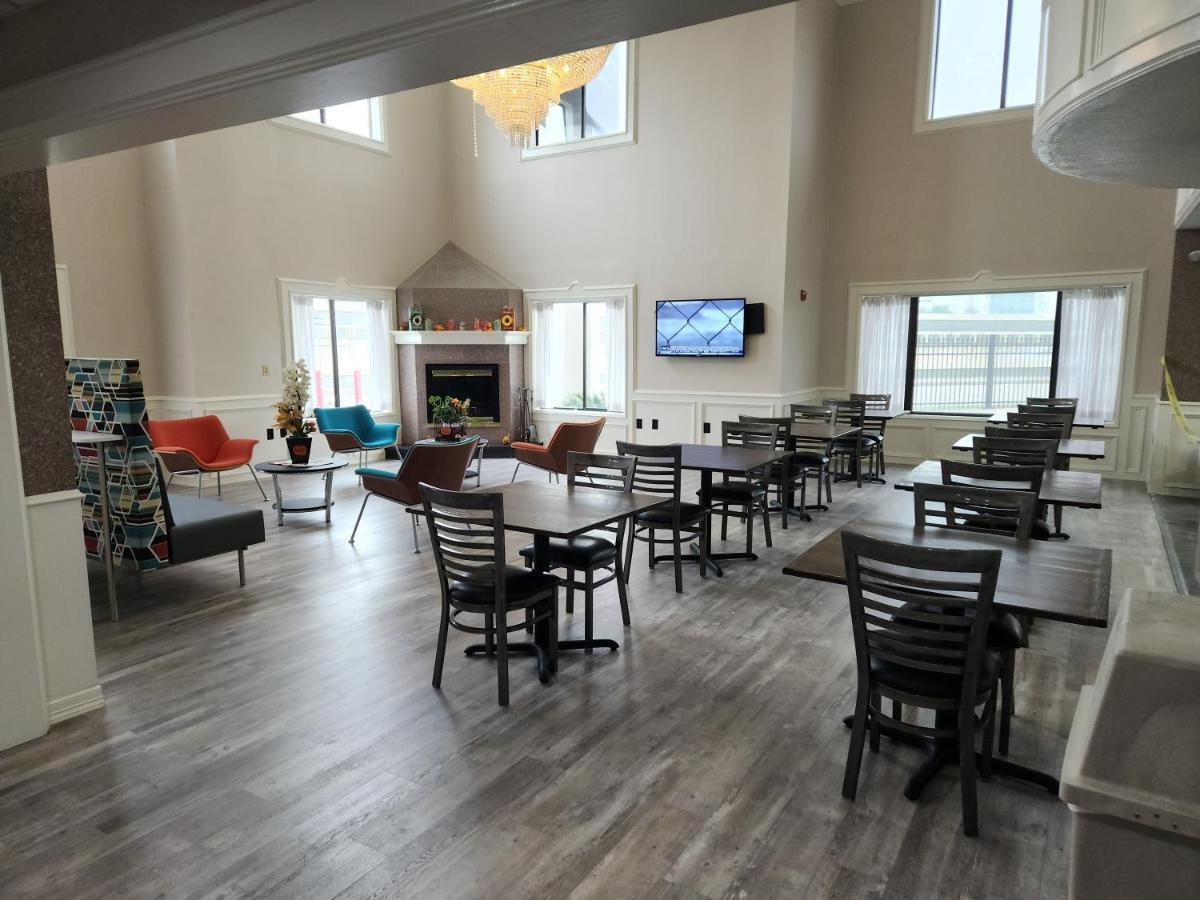 Baymont By Wyndham Houston Brookhollow Bagian luar foto